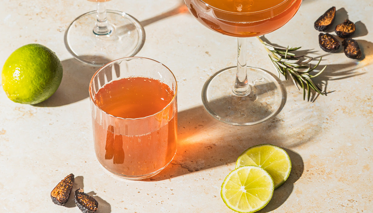 Non-Alc Peach Aperol Spritz Mocktail for the Summer